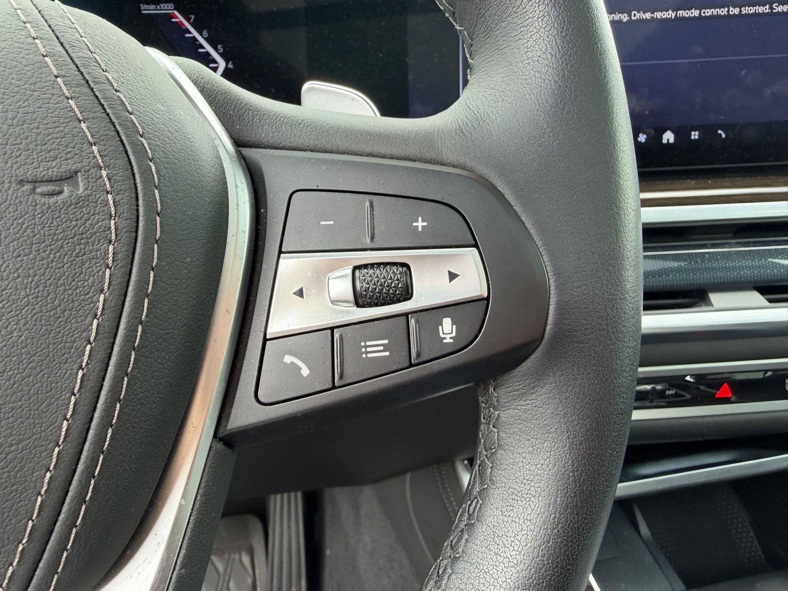 Used 2025 Skyscraper Grey Metallic BMW sDrive40i image 12