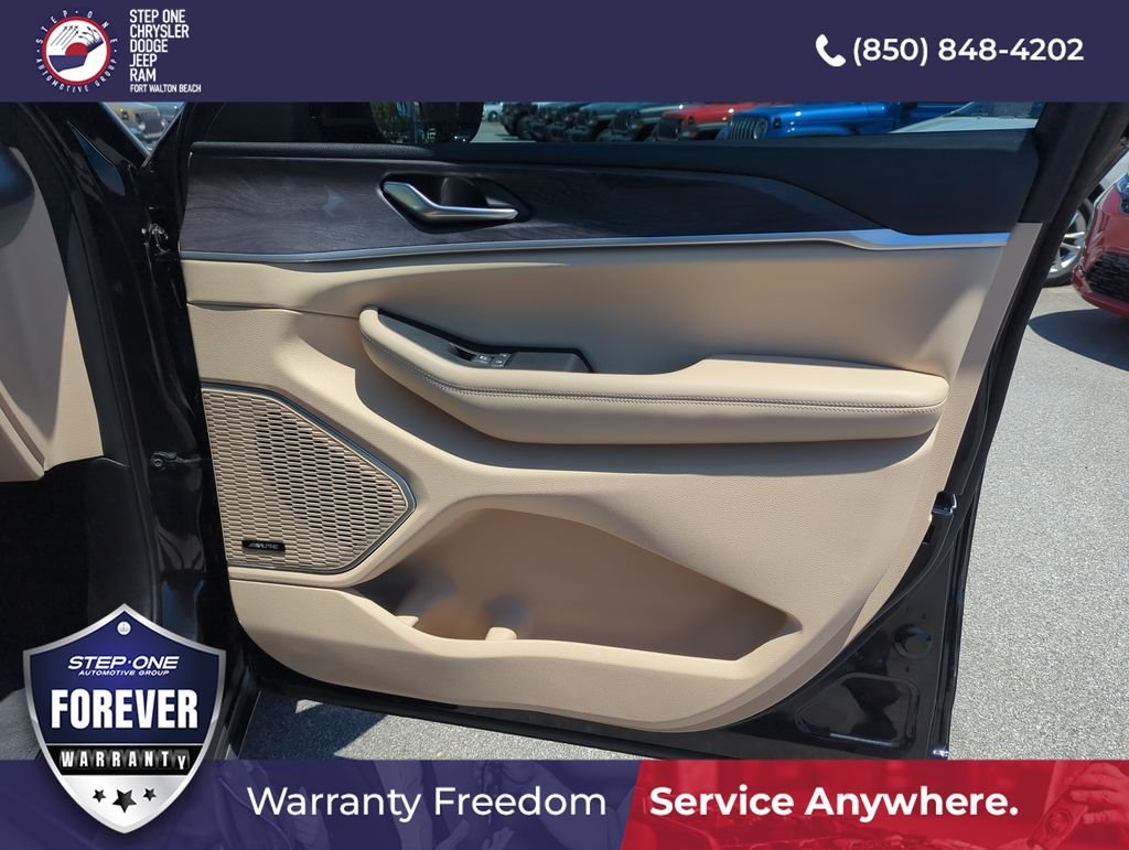 Used 2022 Black Jeep 4xe image 35