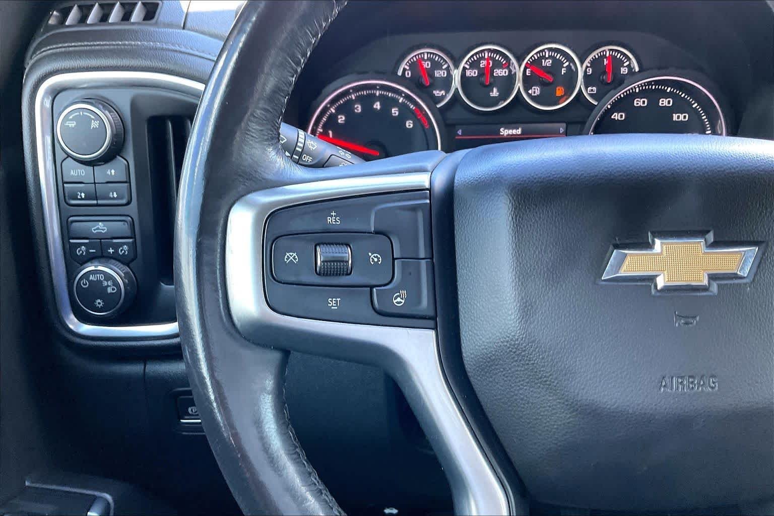 Used 2019 Summit White Chevrolet LT image 23