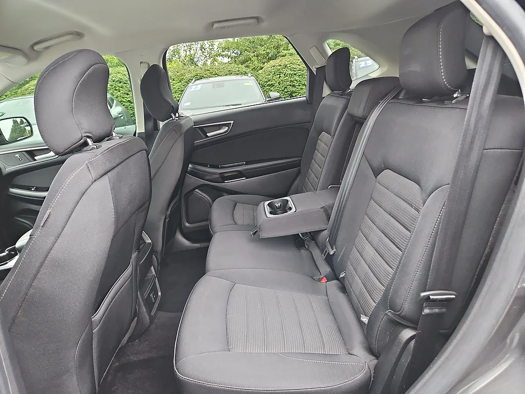 Used 2017 Magnetic Ford SEL image 13