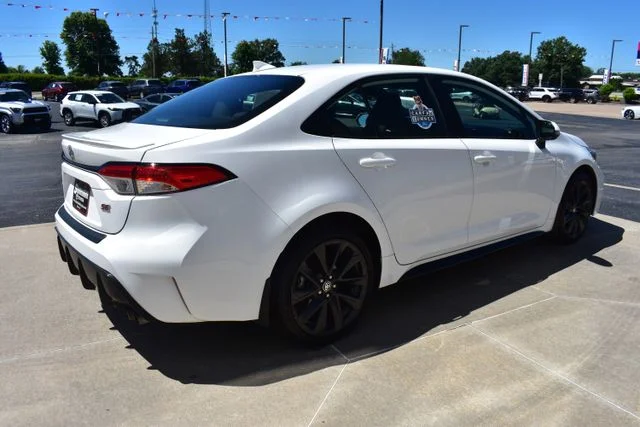 Used 2023 White Toyota SE image 5