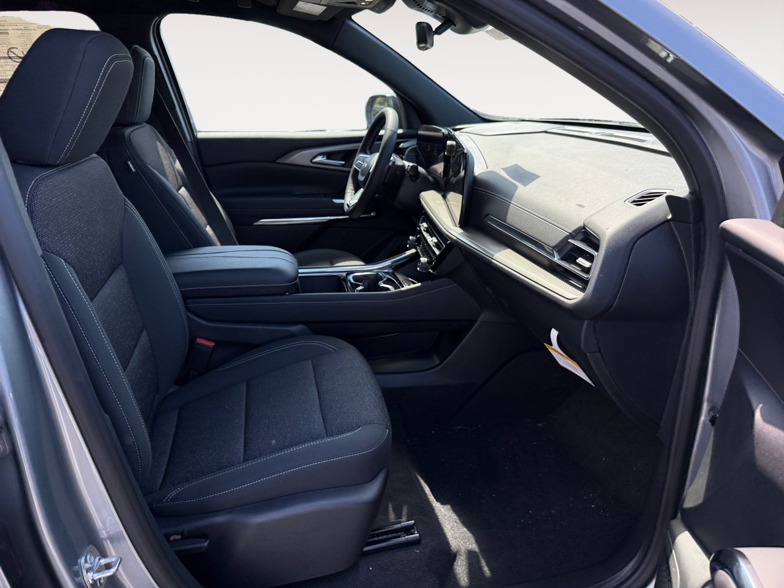 New 2026 Sterling Gray Metallic Chevrolet FWD LT image 19