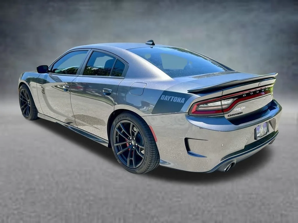 Used 2023 Granite Crystal Clearcoat Metallic Dodge R/T Scat Pack image 7