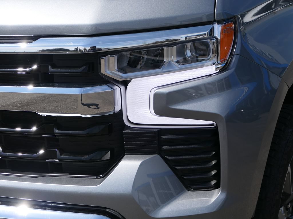New 2026 Sterling Gray Metallic Chevrolet LT image 10