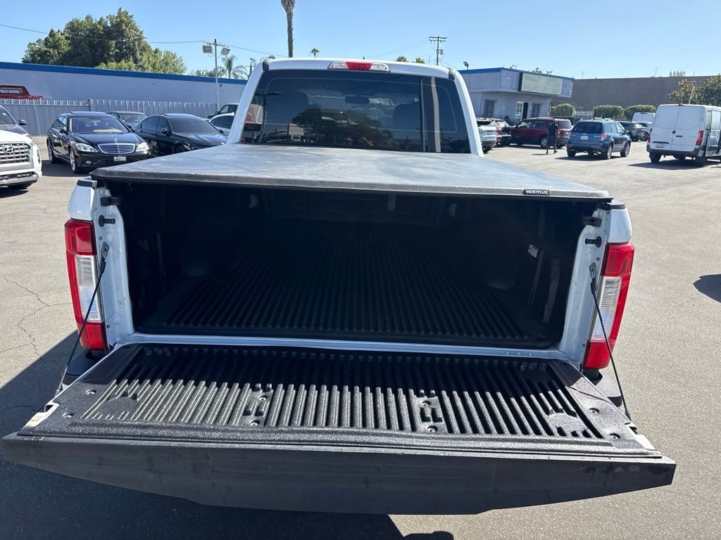 Used 2017 White Ford XL image 8