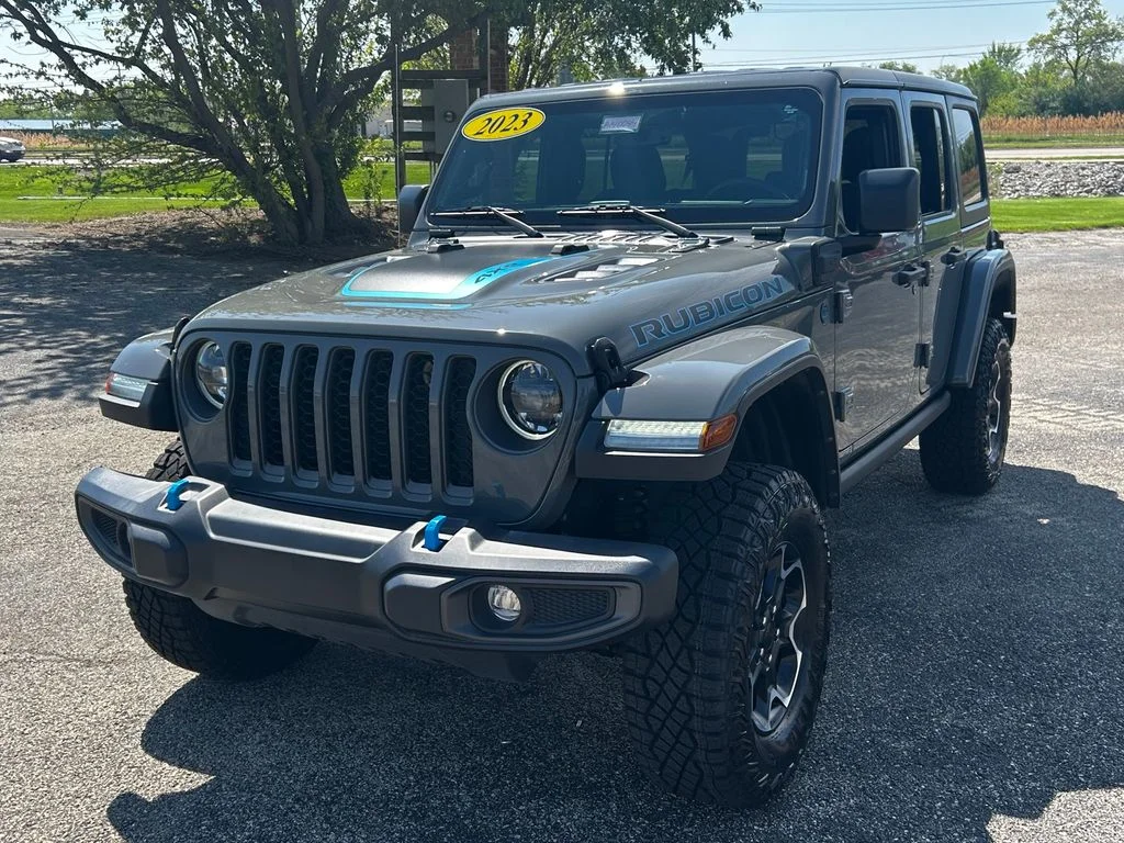 Used 2023 Gray Jeep Rubicon 4xe image 3