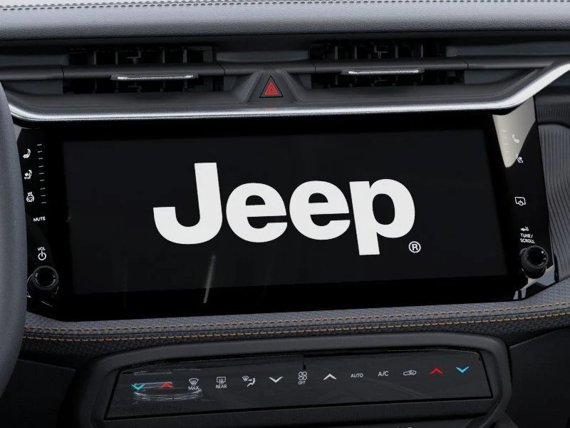 New 2026 Diamond Black Crystal Pearl-Coat Exterior Paint Jeep Overland image 18