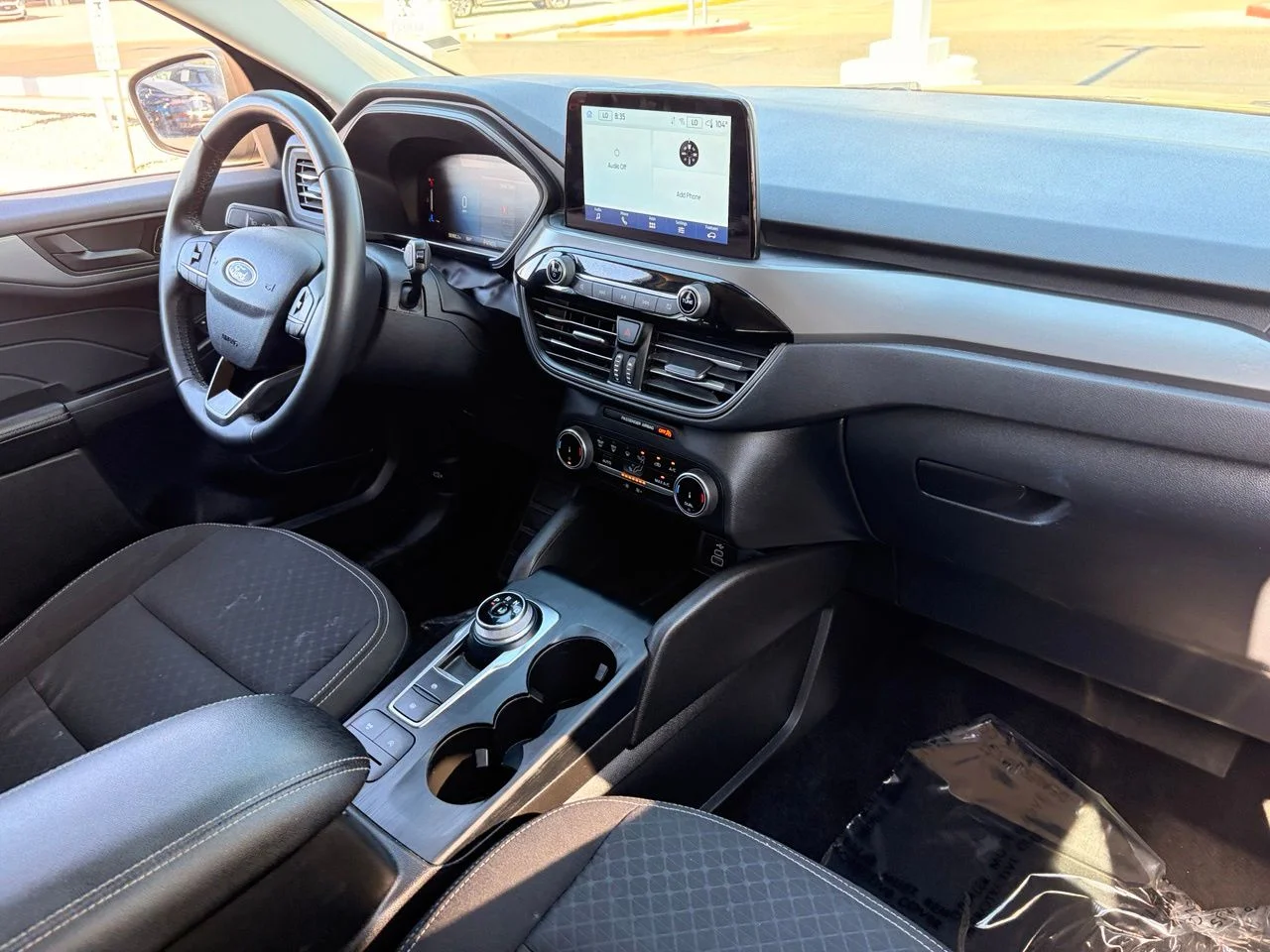 Used 2024 Gray Metallic Ford Active image 10