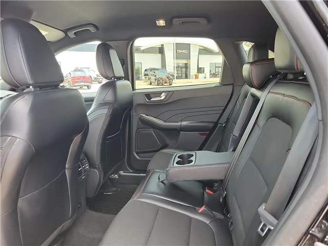 Used 2025 Agate Black Metallic Ford ST-Line All-Wheel Drive image 11