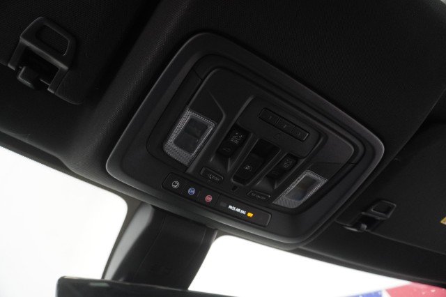 Used 2021 CAYENNE RED TINTCOAT GMC AT4 image 40