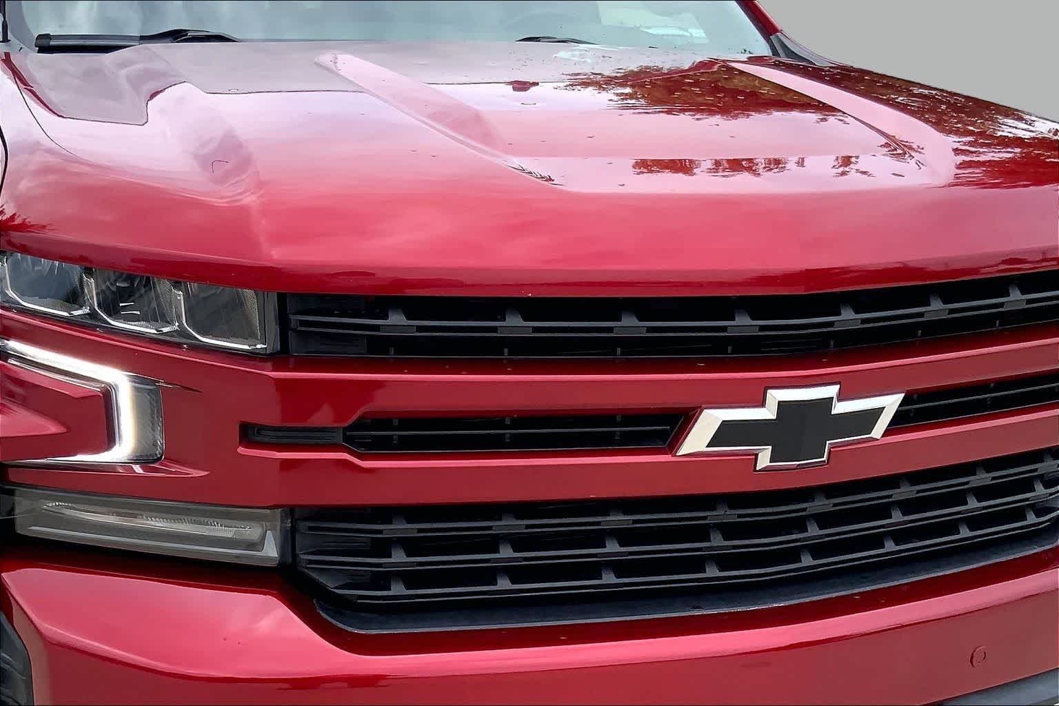 Used 2021 Cherry Red Tintcoat Chevrolet RST image 32
