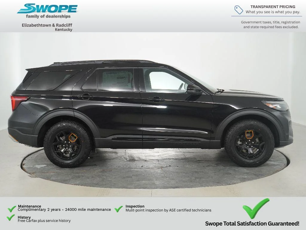 New 2026 Agate Black Metallic Ford Tremor® image 3