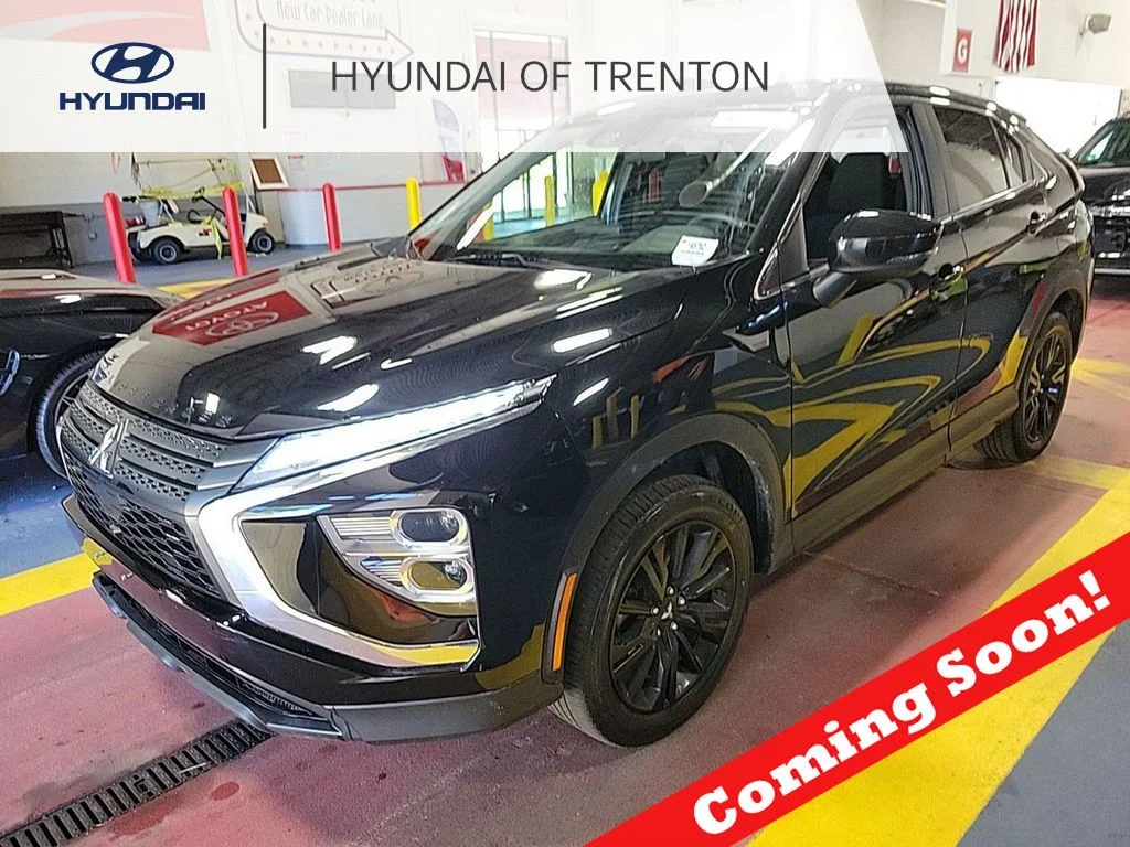 2023 Mitsubishi Eclipse Cross LE S-AWC's photo