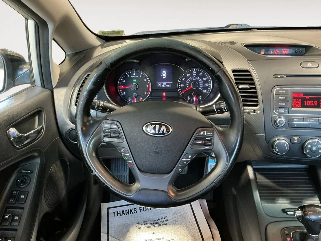 Used 2015 Silver Kia EX image 12