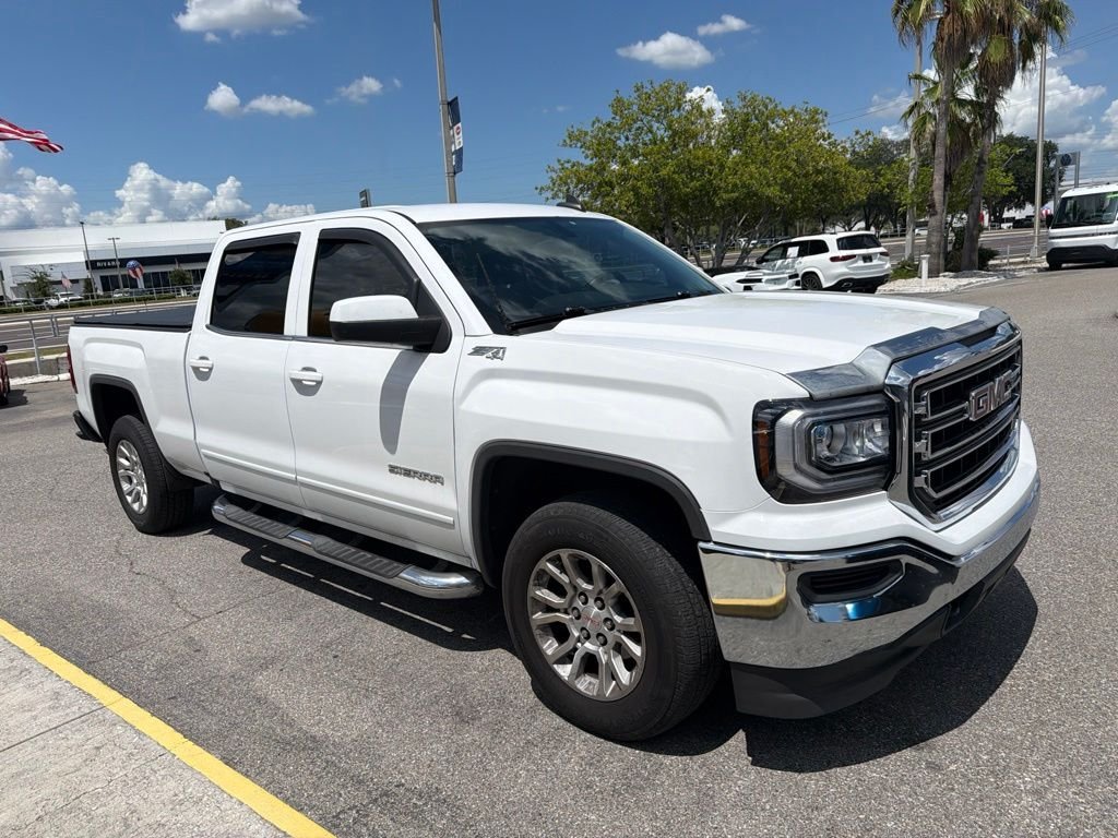 Used 2018 White GMC SLE image 2