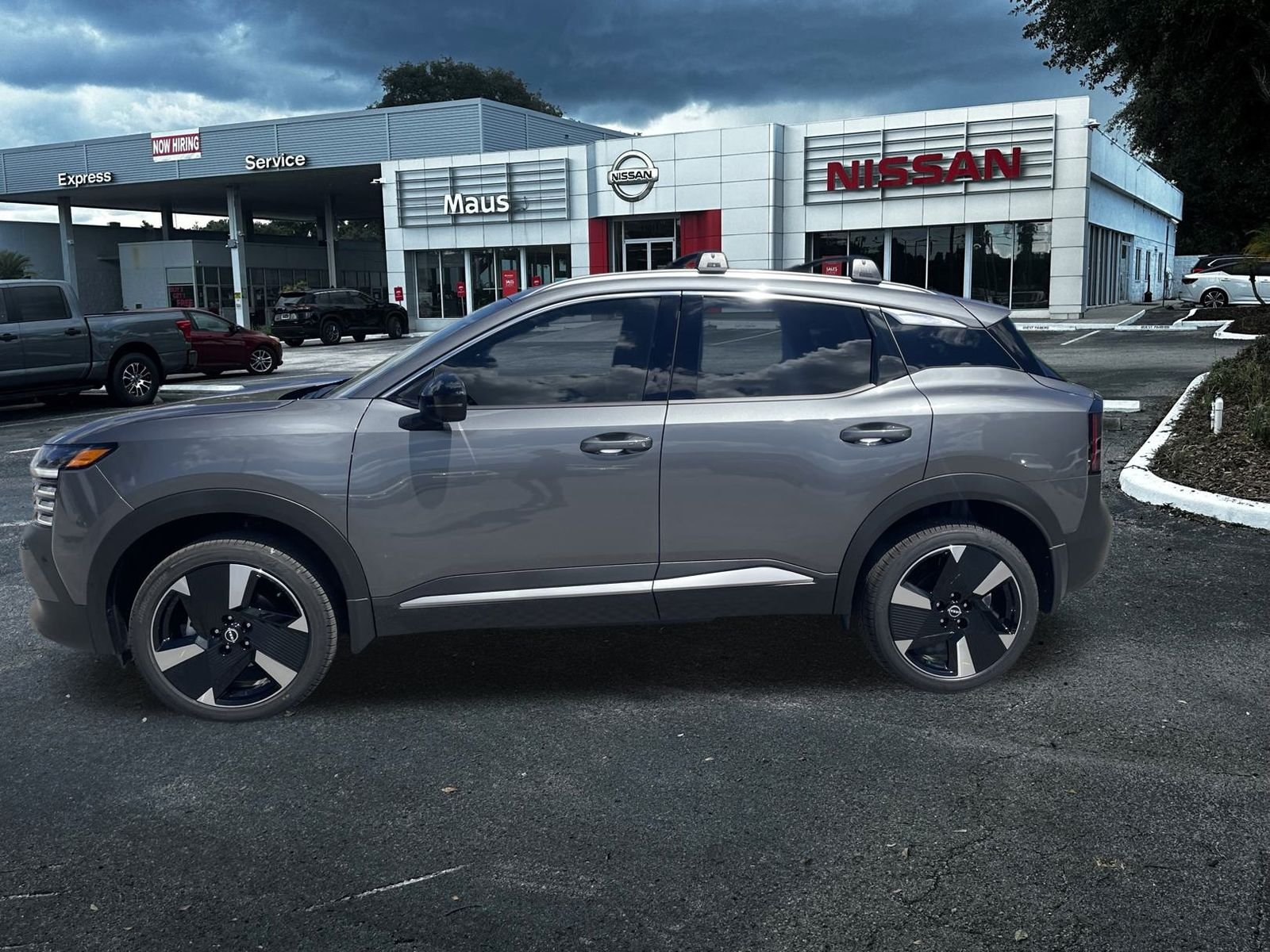 New 2026 Nissan Kicks SR 4D Sport Utility