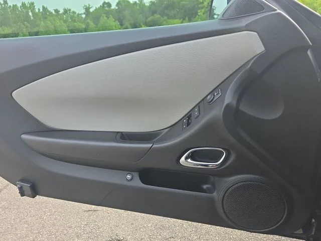 Used 2015 Blue Chevrolet 2LS image 24