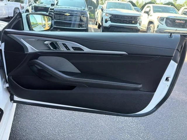 Used 2019 White BMW xDrive image 14