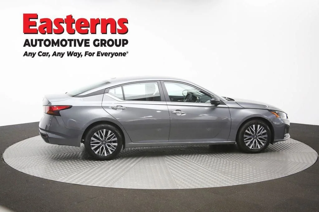 Used 2025 Gray Nissan 2.5 SV image 47