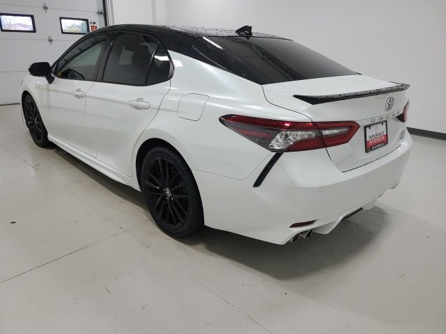 Certified Used 2021 Wind Chill Pearl/Midnight Black Metallic Toyota XSE V6 image 5