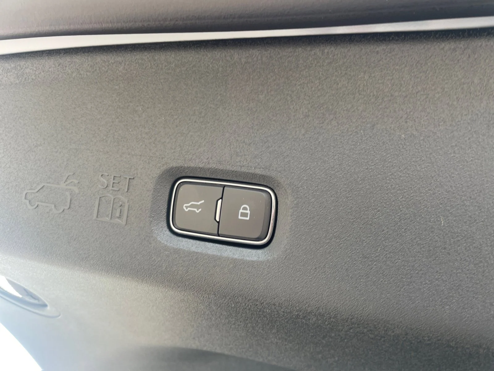 New 2026 Glacier Grey Metallic Tri-Coat Ford Active image 11