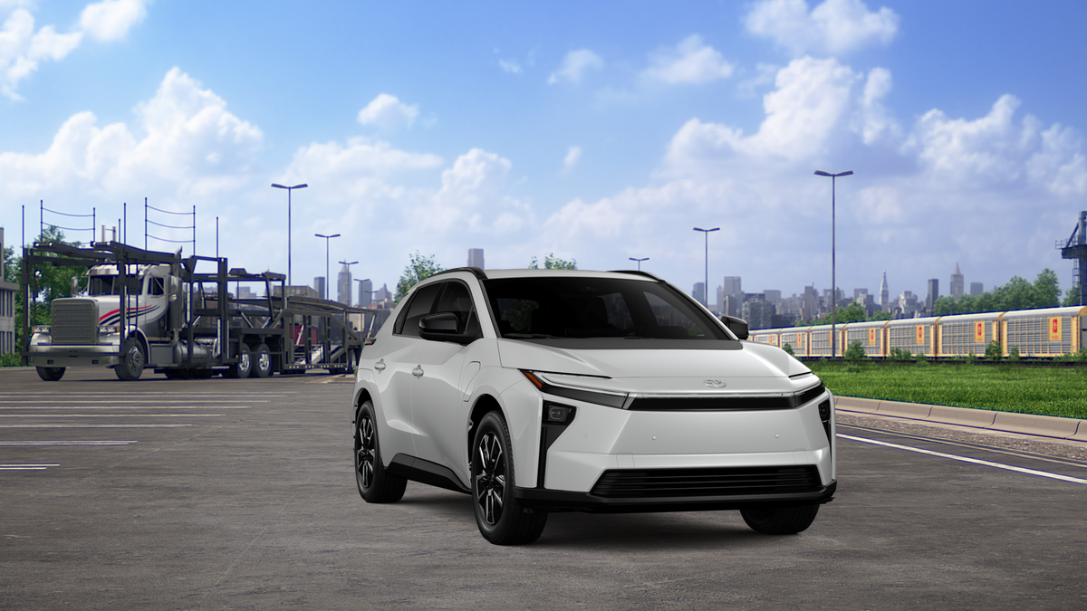 New 2026 Wind Chill Pearl Toyota XLE image 16