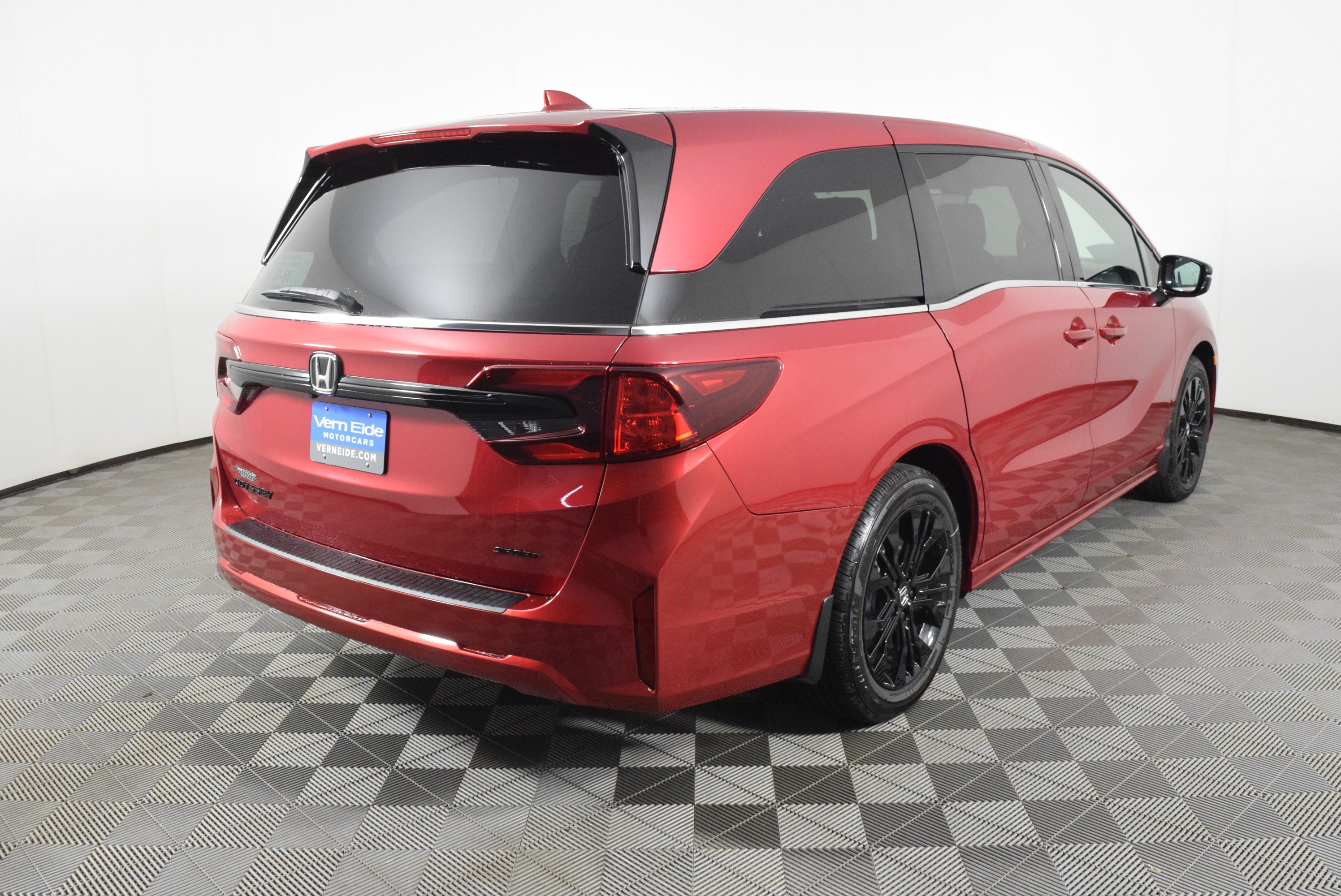 New 2026 Radiant Red Metallic II Honda Sport-L image 6