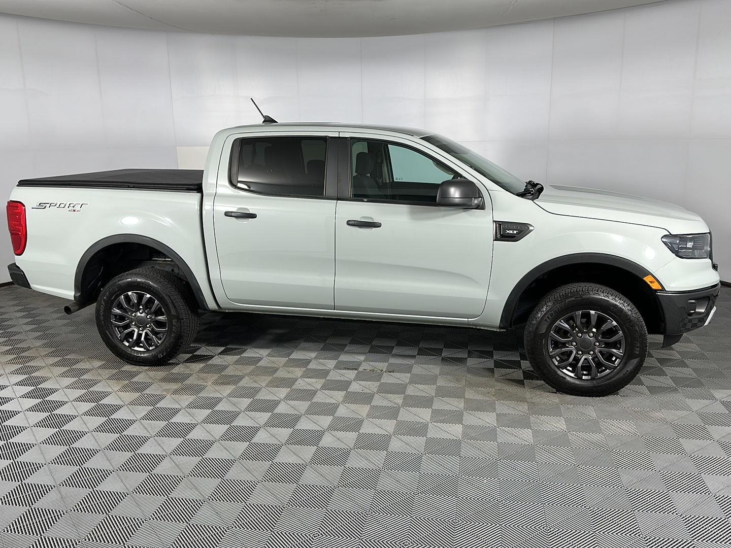 Used 2022 Cactus Gray Ford XLT image 4