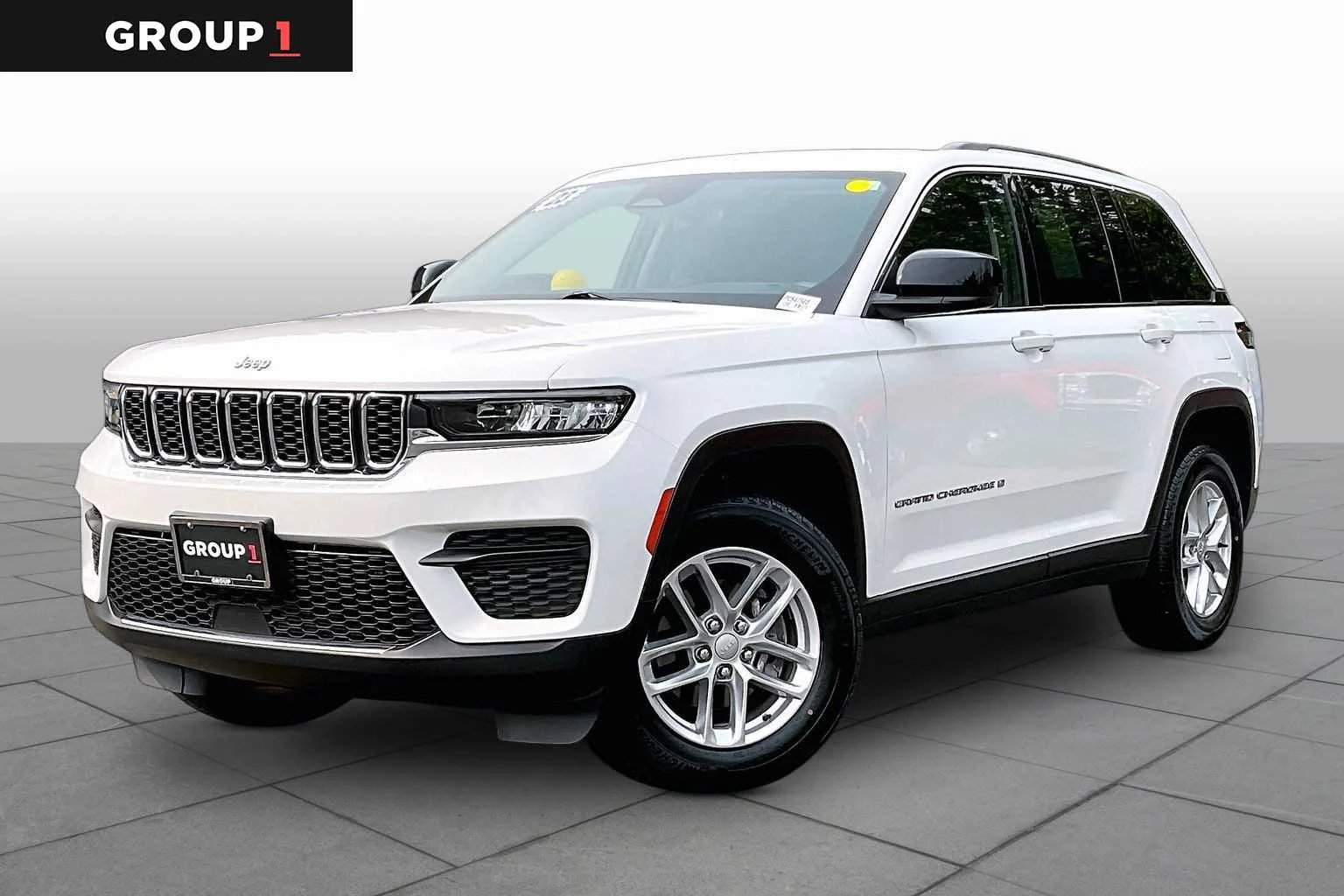2023 Jeep Grand Cherokee Laredo