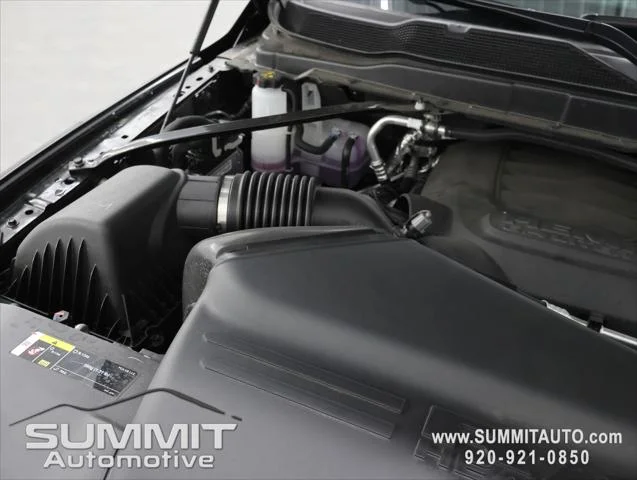New 2026 Diamond Black Crystal Pearl-Coat Exterior Paint RAM BIG HORN image 23
