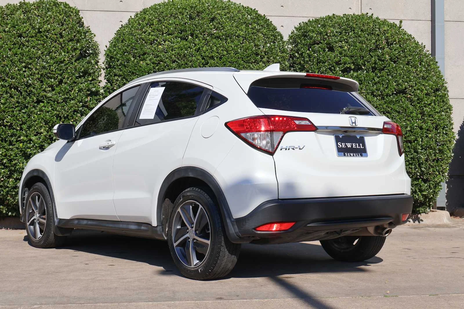 Used 2022 Platinum White Pearl Honda EX image 10