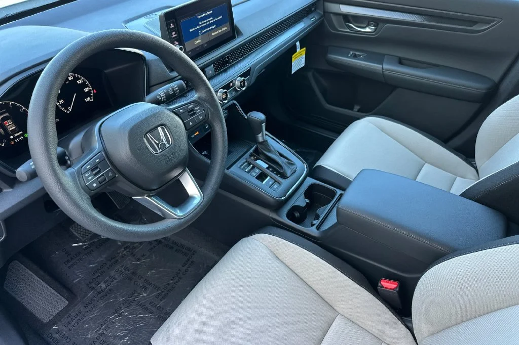 New 2026 Platinum White Pearl Honda LX image 11