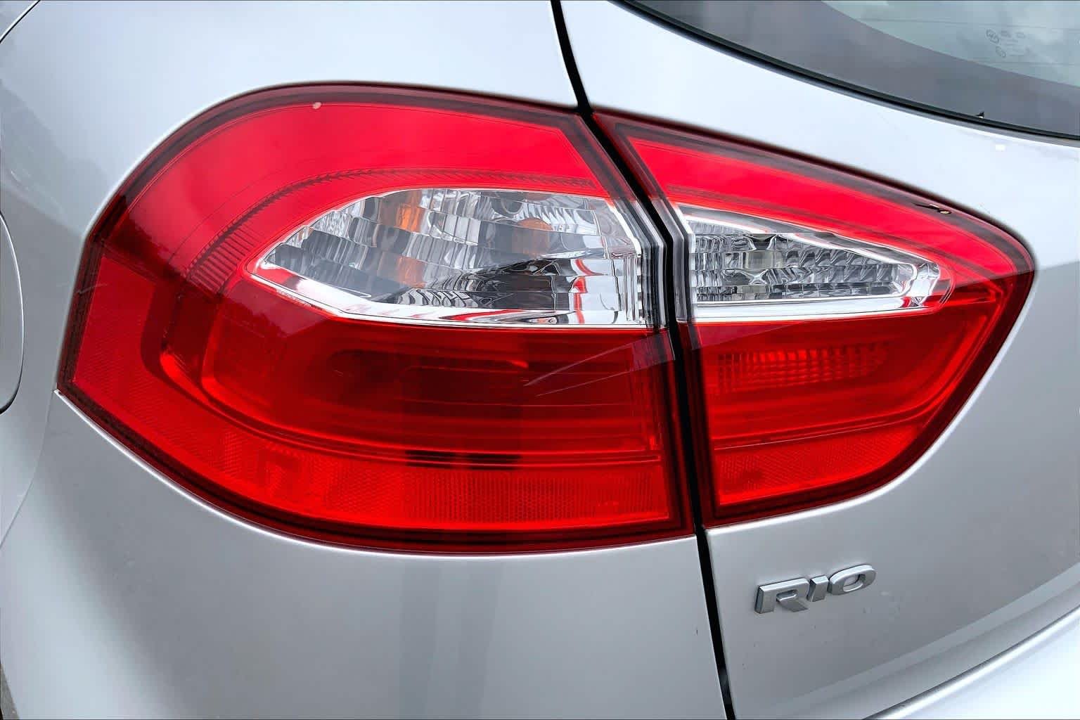 Used 2012 Bright Silver Kia LX image 26