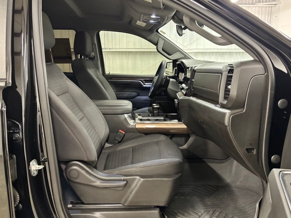 Used 2023 Black Chevrolet RST image 22