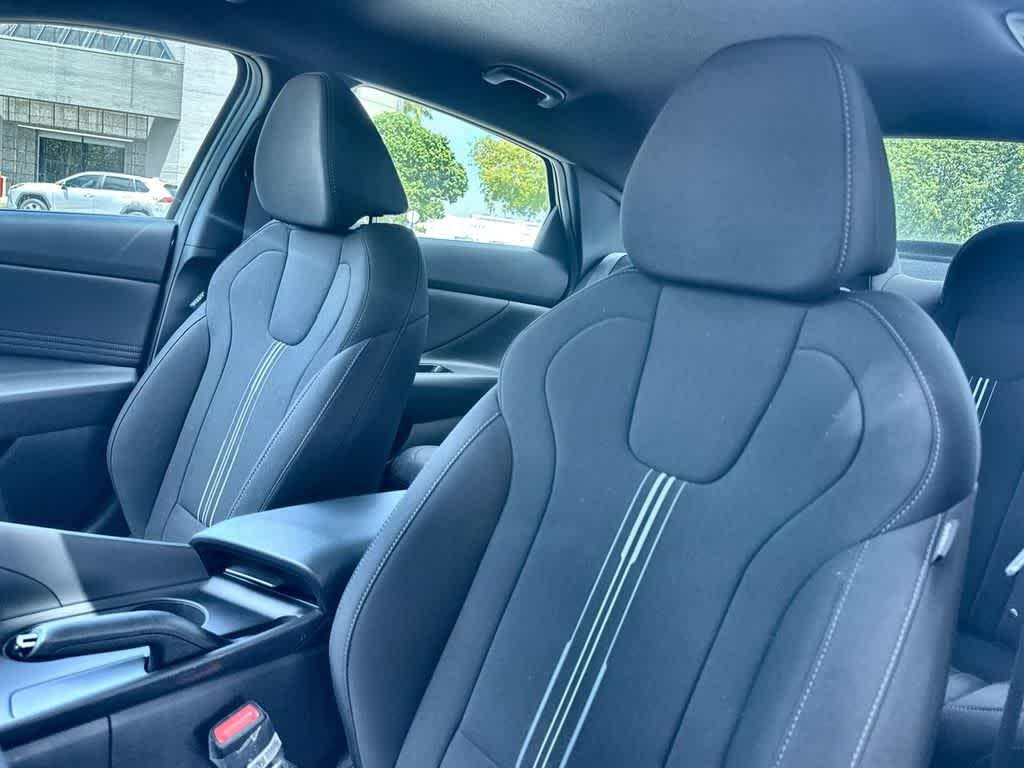 2026 Hyundai Elantra SEL Sport - Photo 14