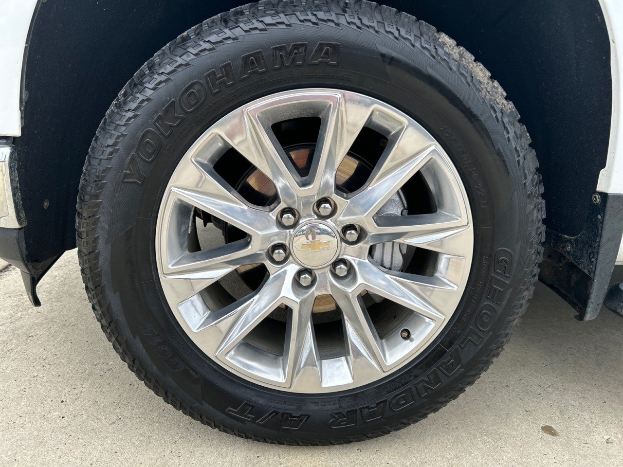 Used 2021 SUMMIT WHITE Chevrolet LTZ image 9