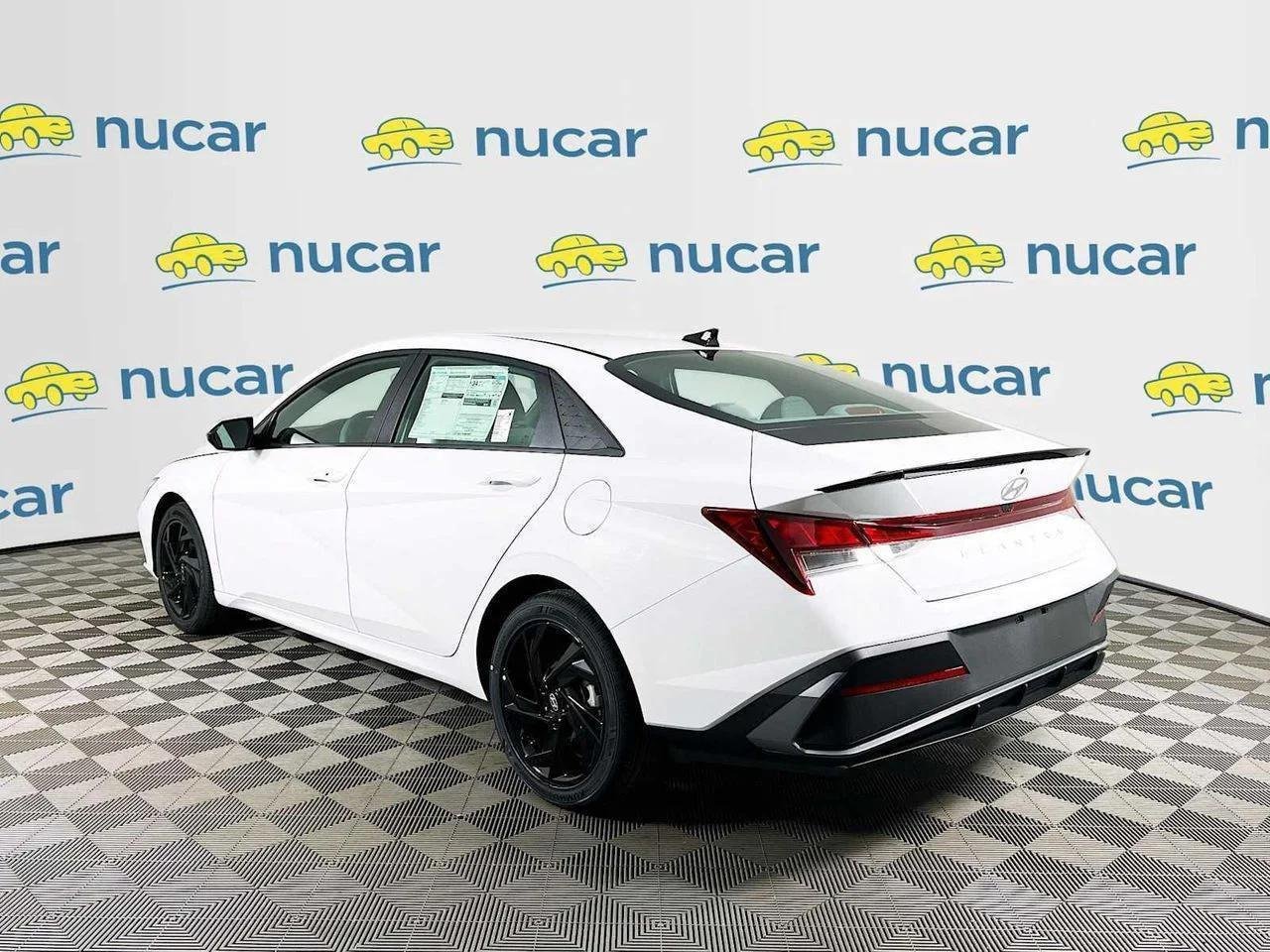 2026 Hyundai Elantra — photo 5