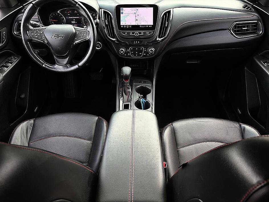 Used 2022 Silver Ice Metallic Chevrolet RS image 7