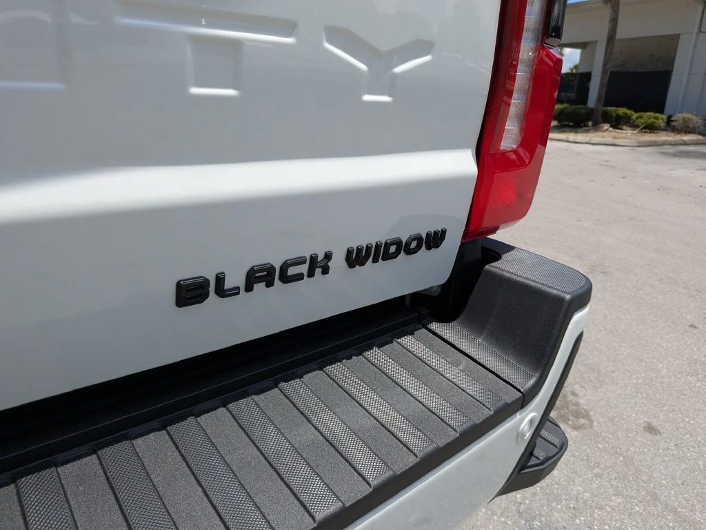New 2026 Star White Metallic Tri-Coat Ford F-250® Lariat® image 17