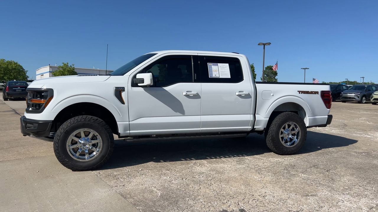Used 2024 Oxford White Ford Tremor image 5