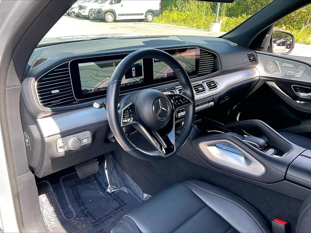 Used 2025 Cirrus Silver Metallic Mercedes-Benz GLS 450 image 8