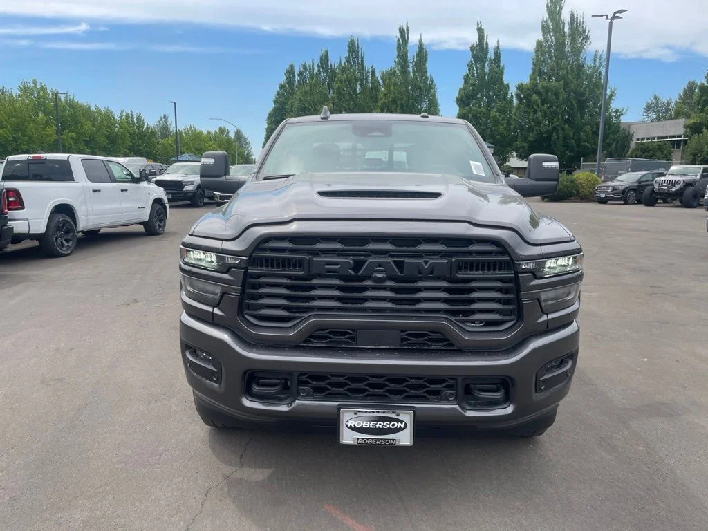 New 2026 Granite Crystal Metallic Clear-Coat Exterior Paint RAM Black Express image 9