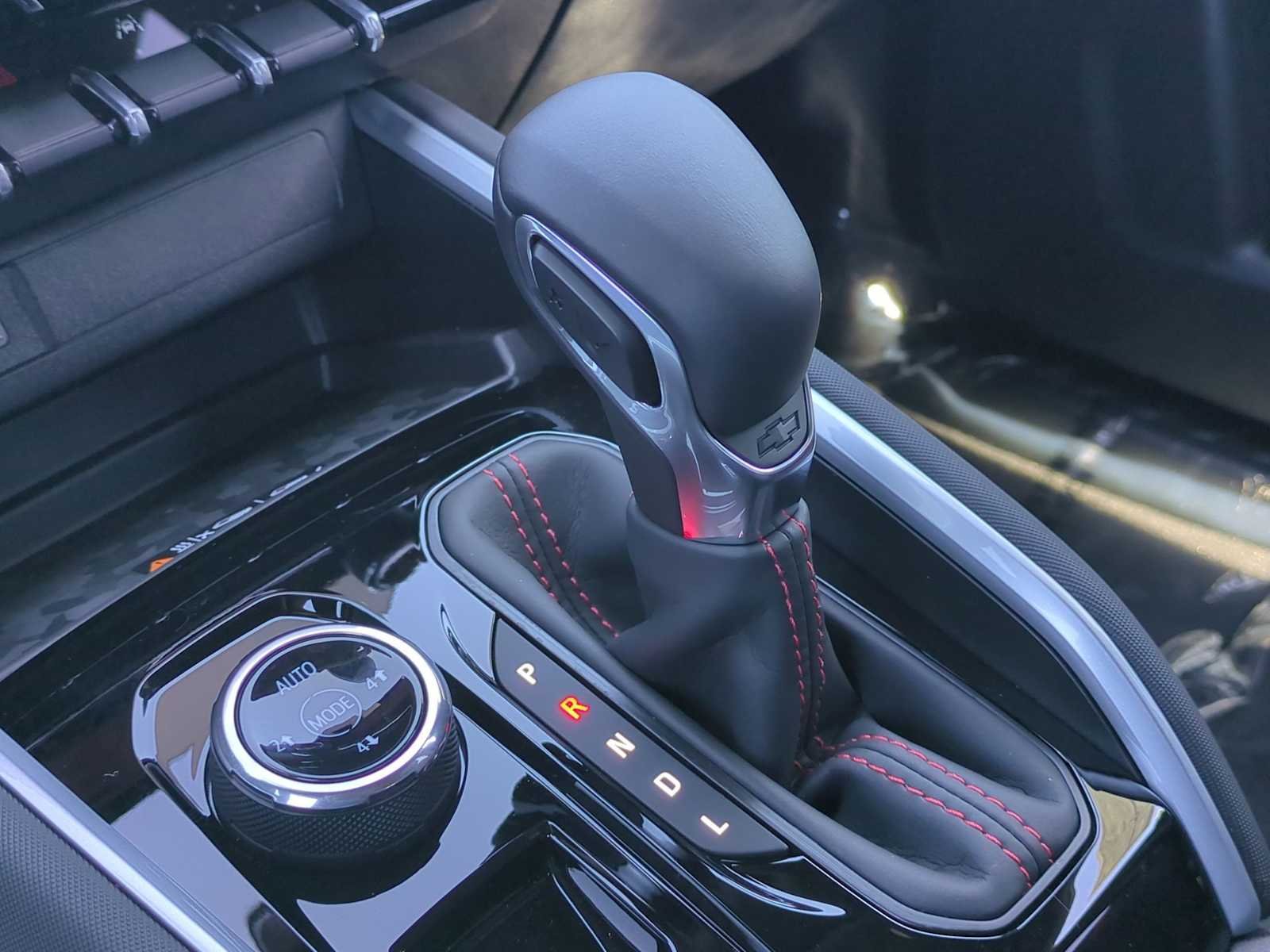 2026 Chevrolet Colorado Z71 - Photo 22