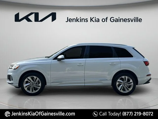 Used 2022  Audi 55 Premium Plus image 4