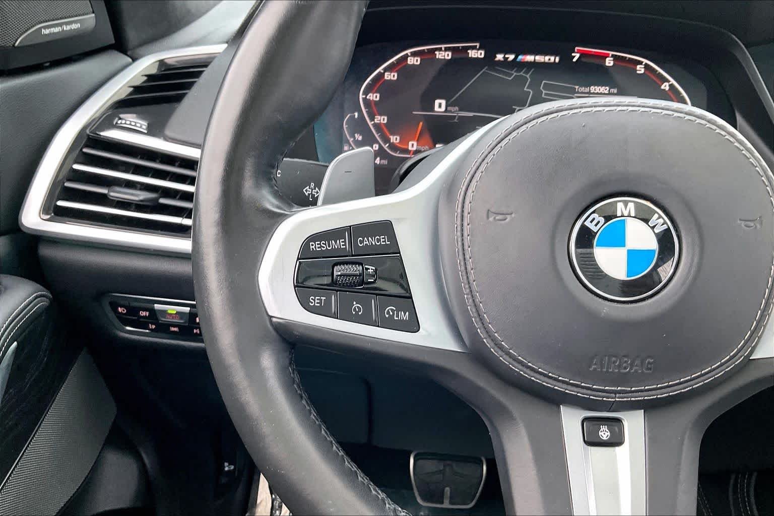 Used 2020 Alpine White BMW M50i image 23