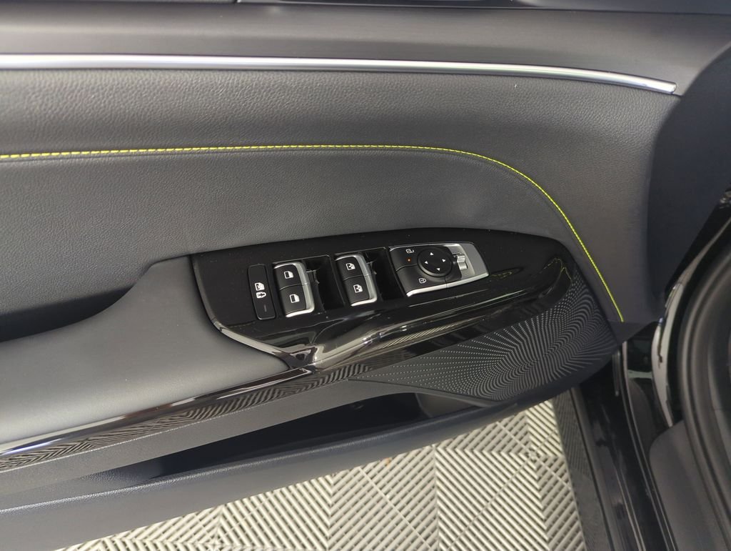 New 2026 Aurora Black Pearl Kia GT image 19