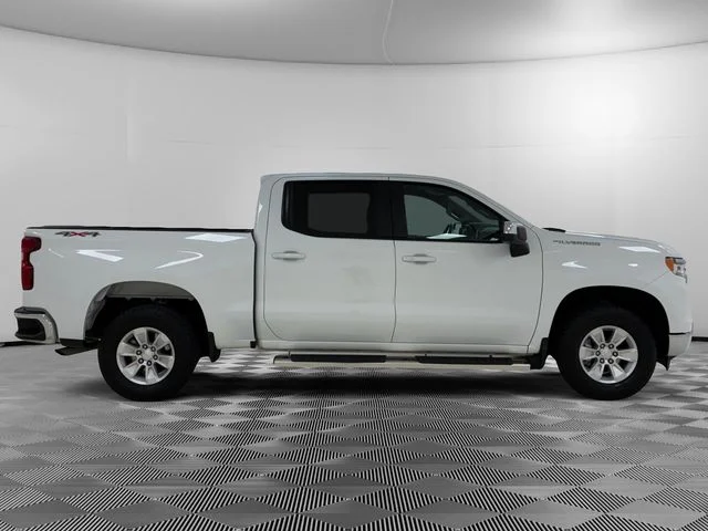 Used 2024 White Chevrolet LT image 6