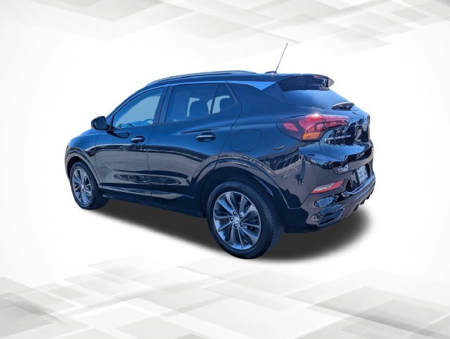 Used 2023 Black Buick Select image 6
