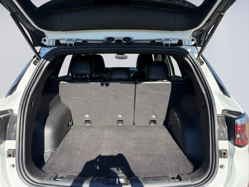 Used 2025 White Jeep Limited image 19