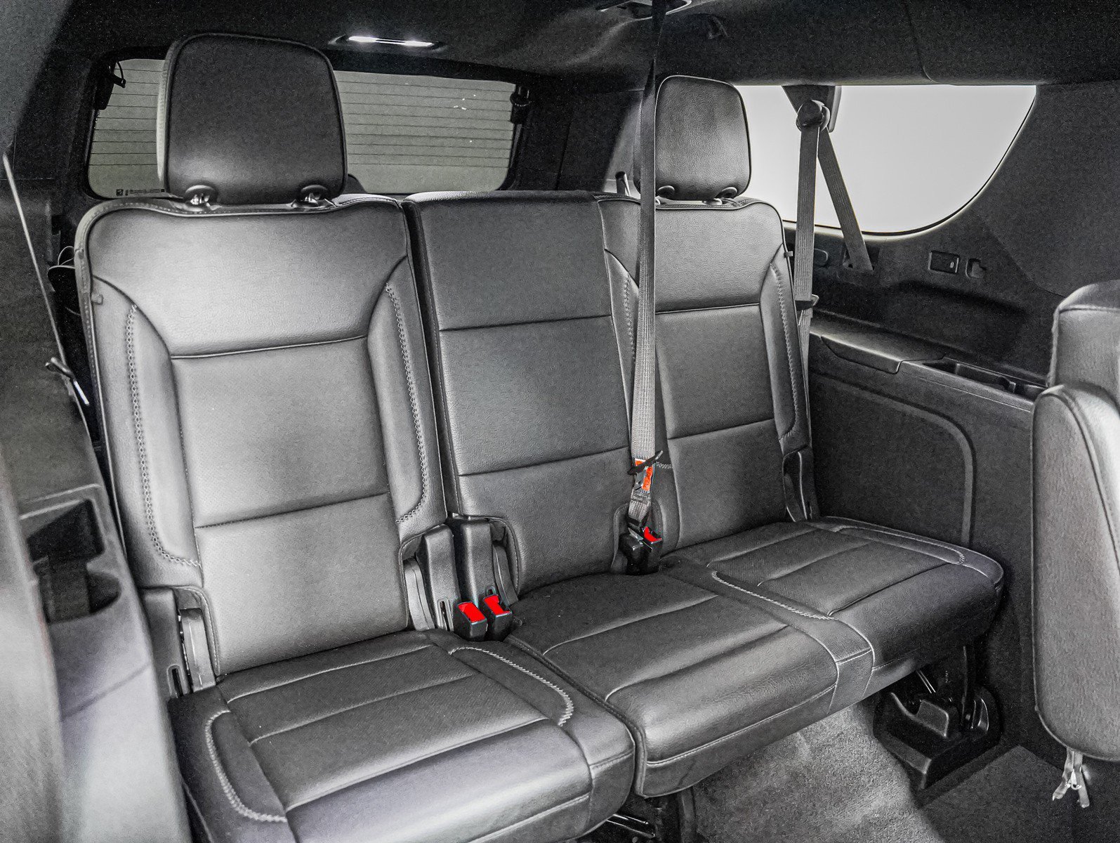 Used 2022 Onyx Black GMC 4WD 4dr Denali image 10